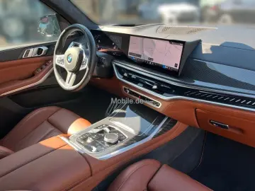 X7 M60i xDrive 22