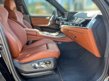 X7 M60i xDrive 22