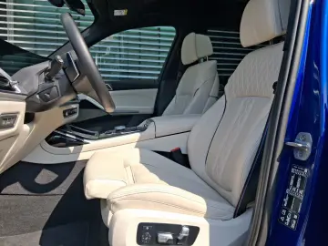 X7 M60i xDr