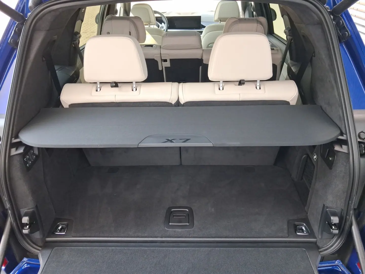 X7 M60i xDr
