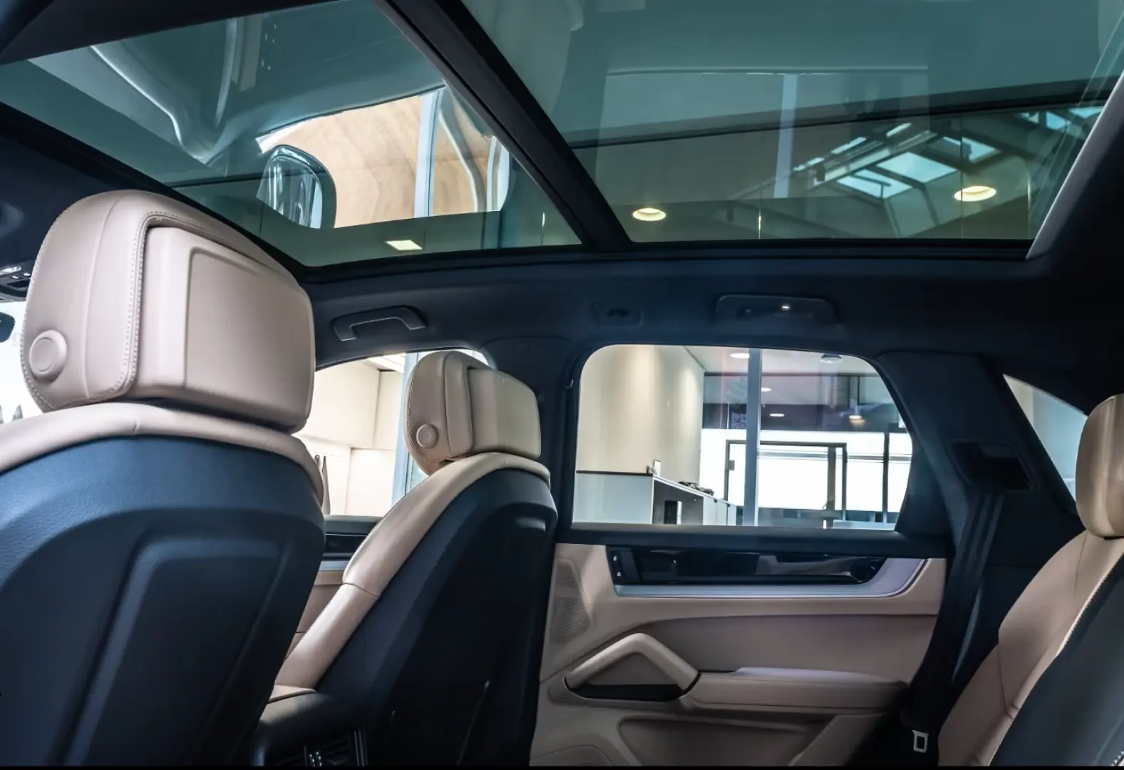 Porsche Cayenne Masaj E-Hybrid HD-Matrix Inno
