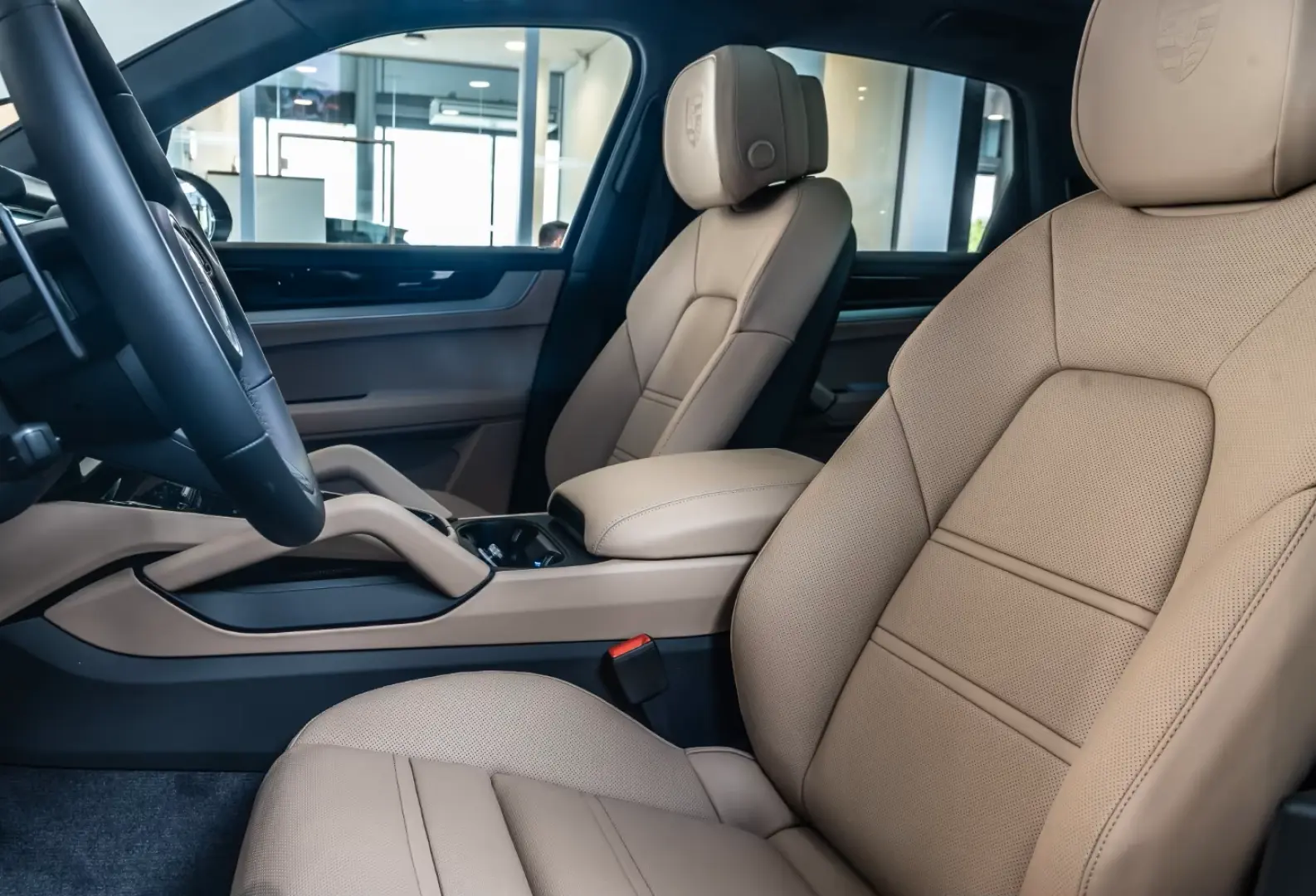 Porsche Cayenne Masaj E-Hybrid HD-Matrix Inno