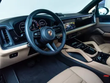 Porsche Cayenne Masaj E-Hybrid HD-Matrix Inno