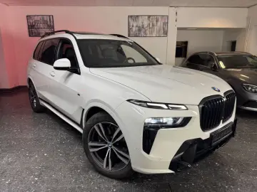 X7 40d M-SPORT 7-SITZ ICONIC SKYLOUNGE HUD 360°C
