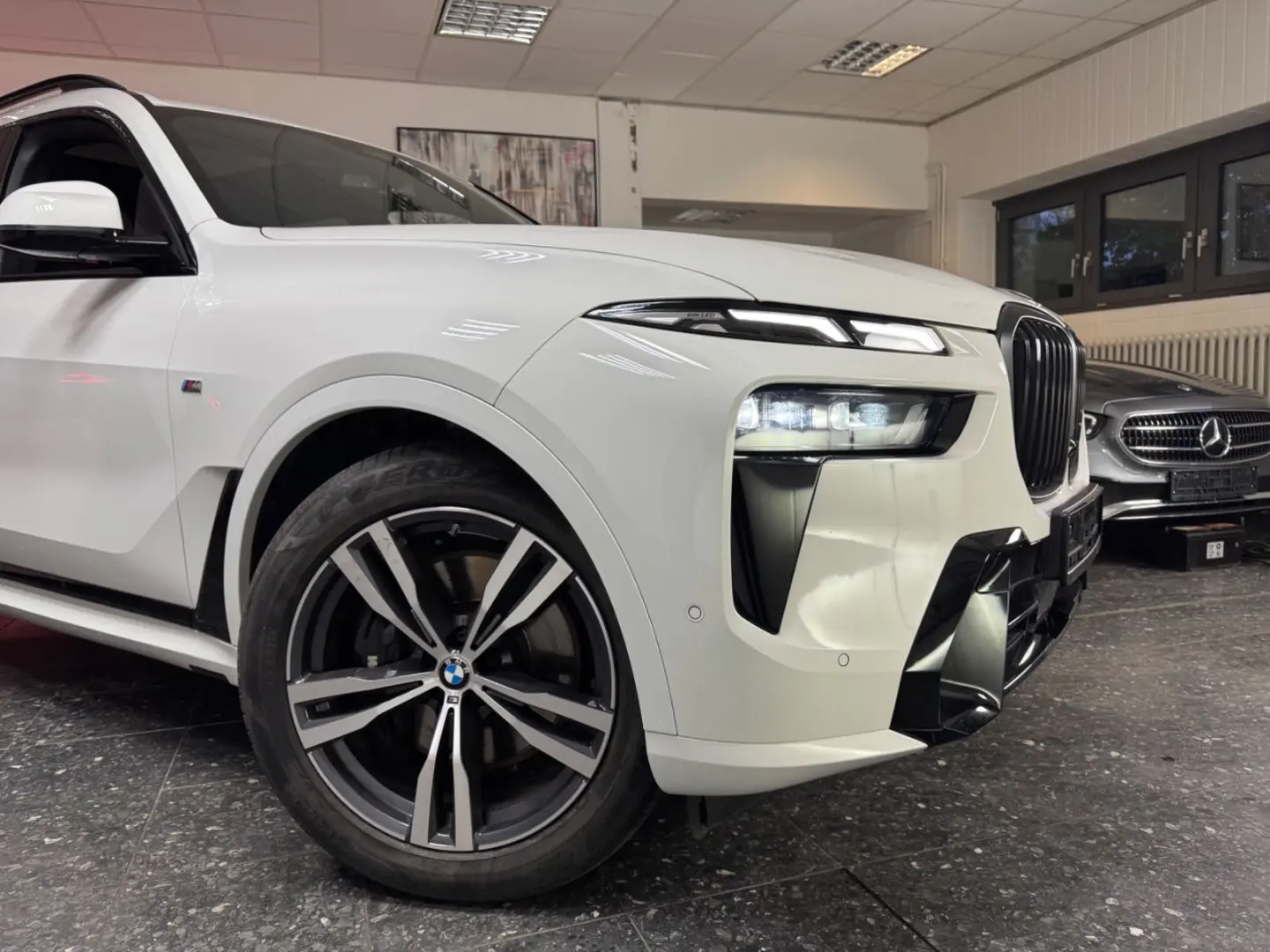 X7 40d M-SPORT 7-SITZ ICONIC SKYLOUNGE HUD 360°C