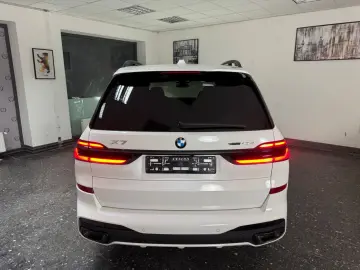 X7 40d M-SPORT 7-SITZ ICONIC SKYLOUNGE HUD 360°C