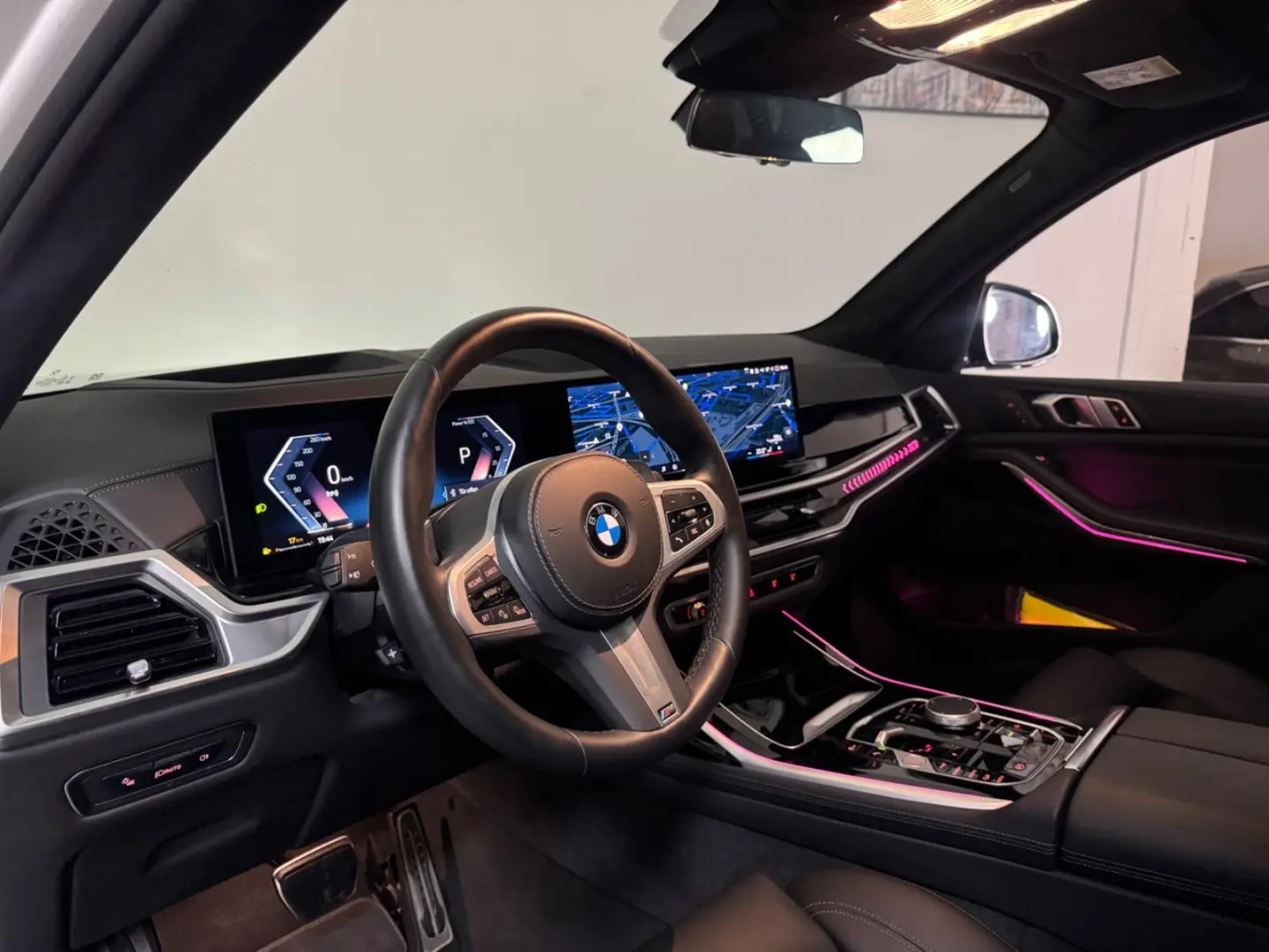 X7 40d M-SPORT 7-SITZ ICONIC SKYLOUNGE HUD 360°C
