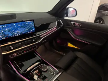 X7 40d M-SPORT 7-SITZ ICONIC SKYLOUNGE HUD 360°C