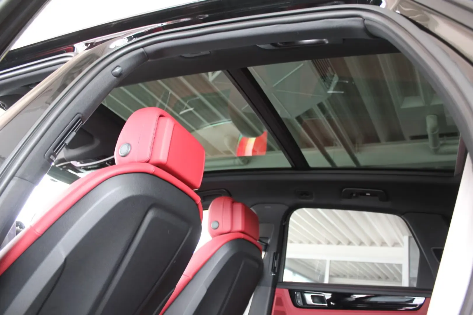 Porsche Cayenne E-Hybrid Platinum Edition/Sport