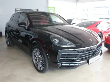Porsche Cayenne E-Hybrid Platinum Edition Sport