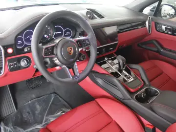 Porsche Cayenne E-Hybrid Platinum Edition/Sport