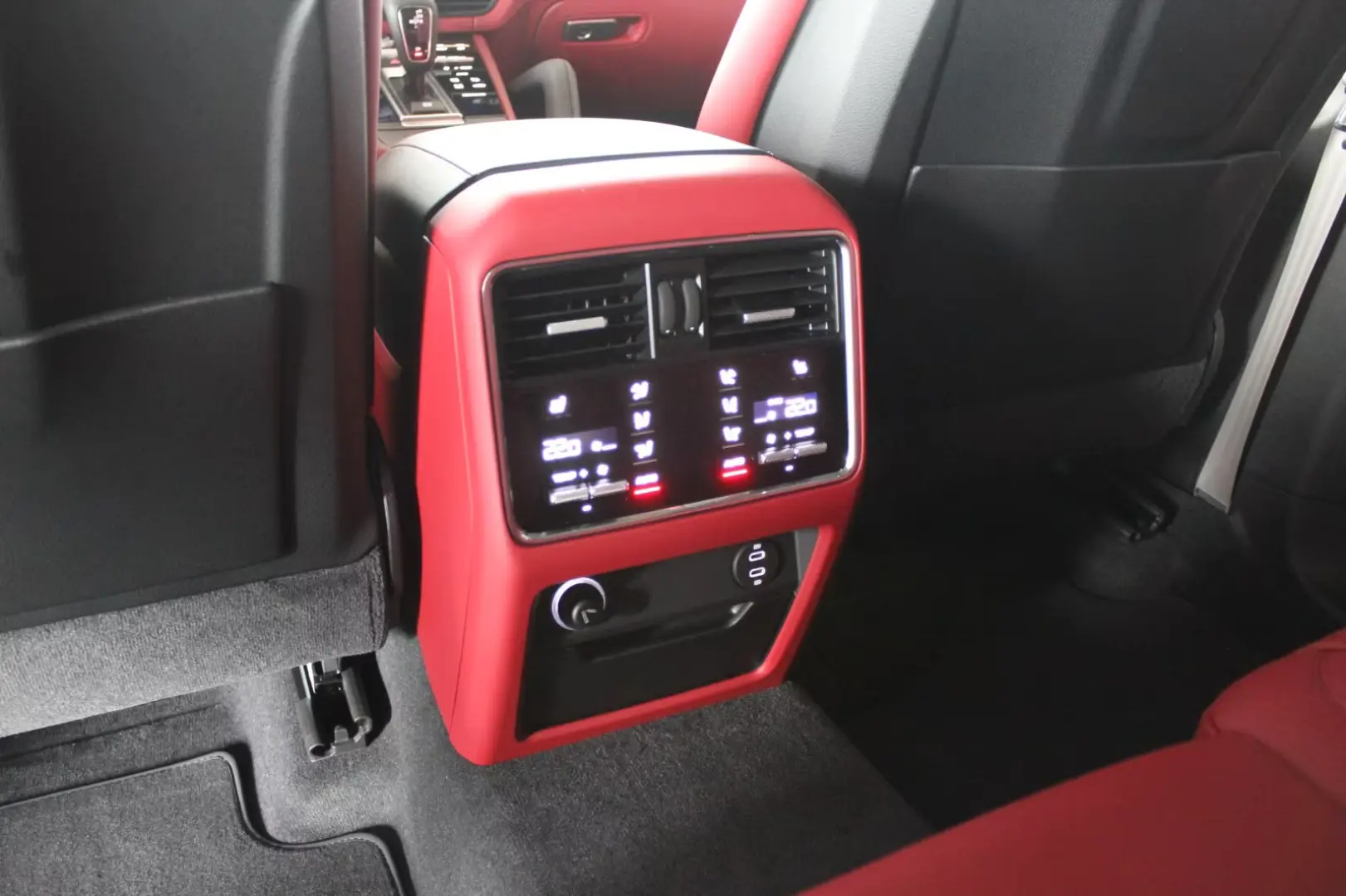 Porsche Cayenne E-Hybrid Platinum Edition/Sport