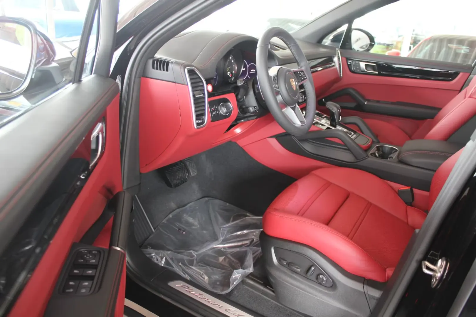 Porsche Cayenne E-Hybrid Platinum Edition/Sport