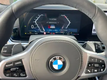 X7 xDrive 40 i M Sport Apple Multi Navi Android