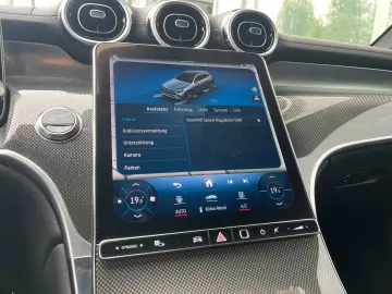 GLC 300 d 4M AMG PREMIUM *DISTRONIC*AHK*360CAM