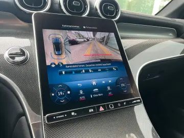 GLC 300 d 4M AMG PREMIUM *DISTRONIC*AHK*360CAM