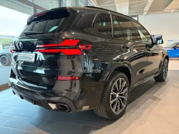 X5 xDrive30d M-Sport Pro AHK Iconic glow Soft-Co