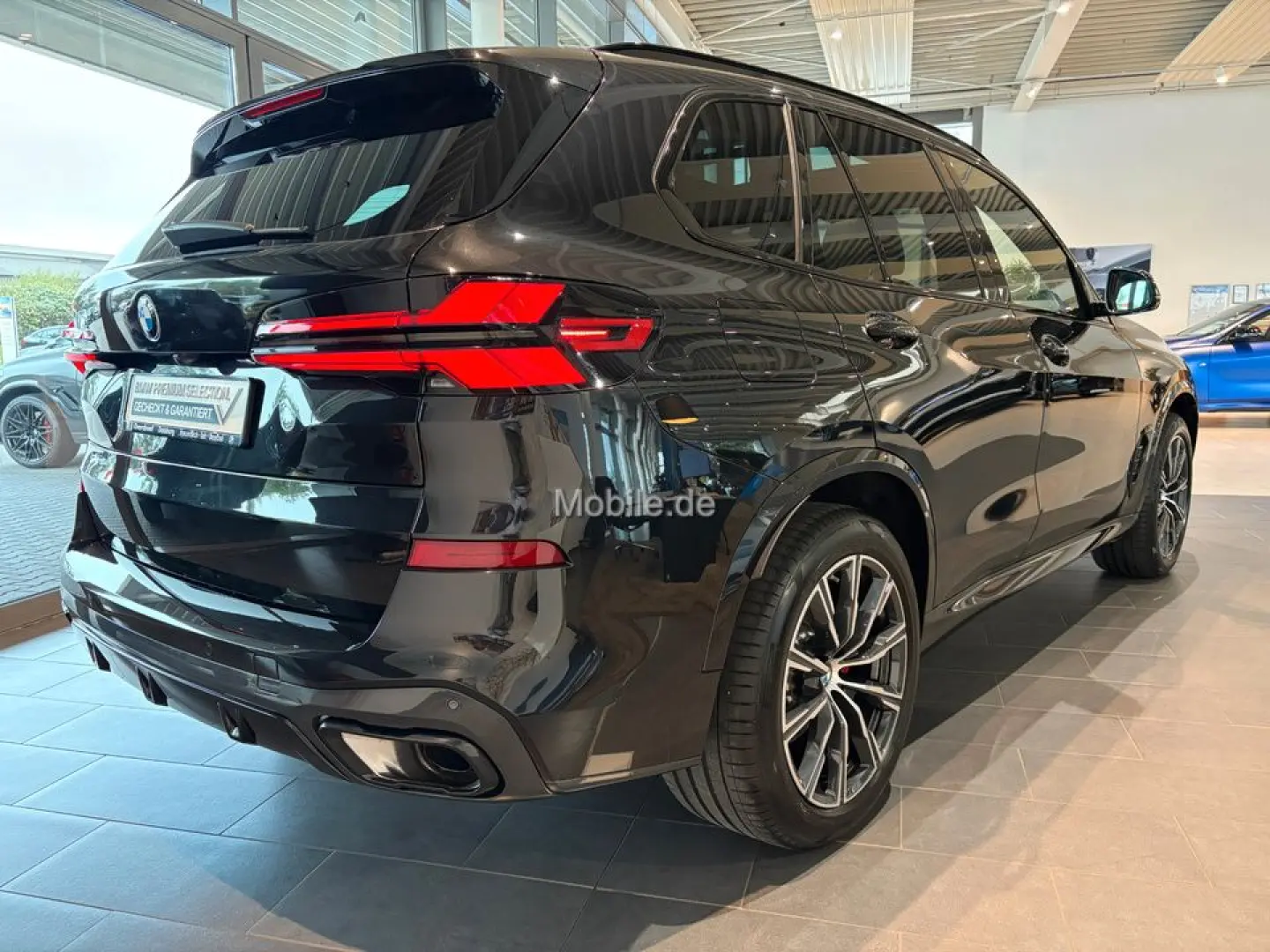 X5 xDrive30d M-Sport Pro AHK Iconic glow Soft-Co