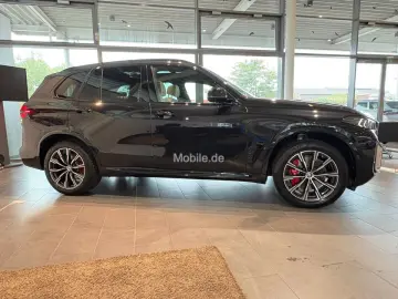 X5 xDrive30d M-Sport Pro AHK Iconic glow Soft-Co