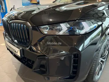 X5 xDrive30d M-Sport Pro AHK Iconic glow Soft-Co