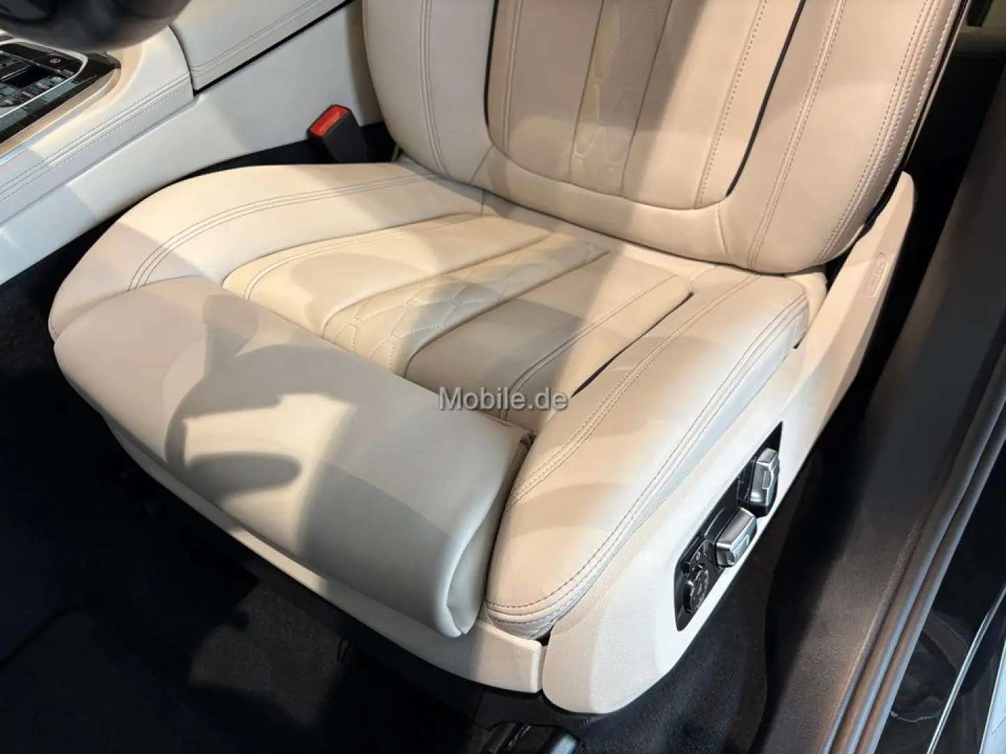 X5 xDrive30d M-Sport Pro AHK Iconic glow Soft-Co
