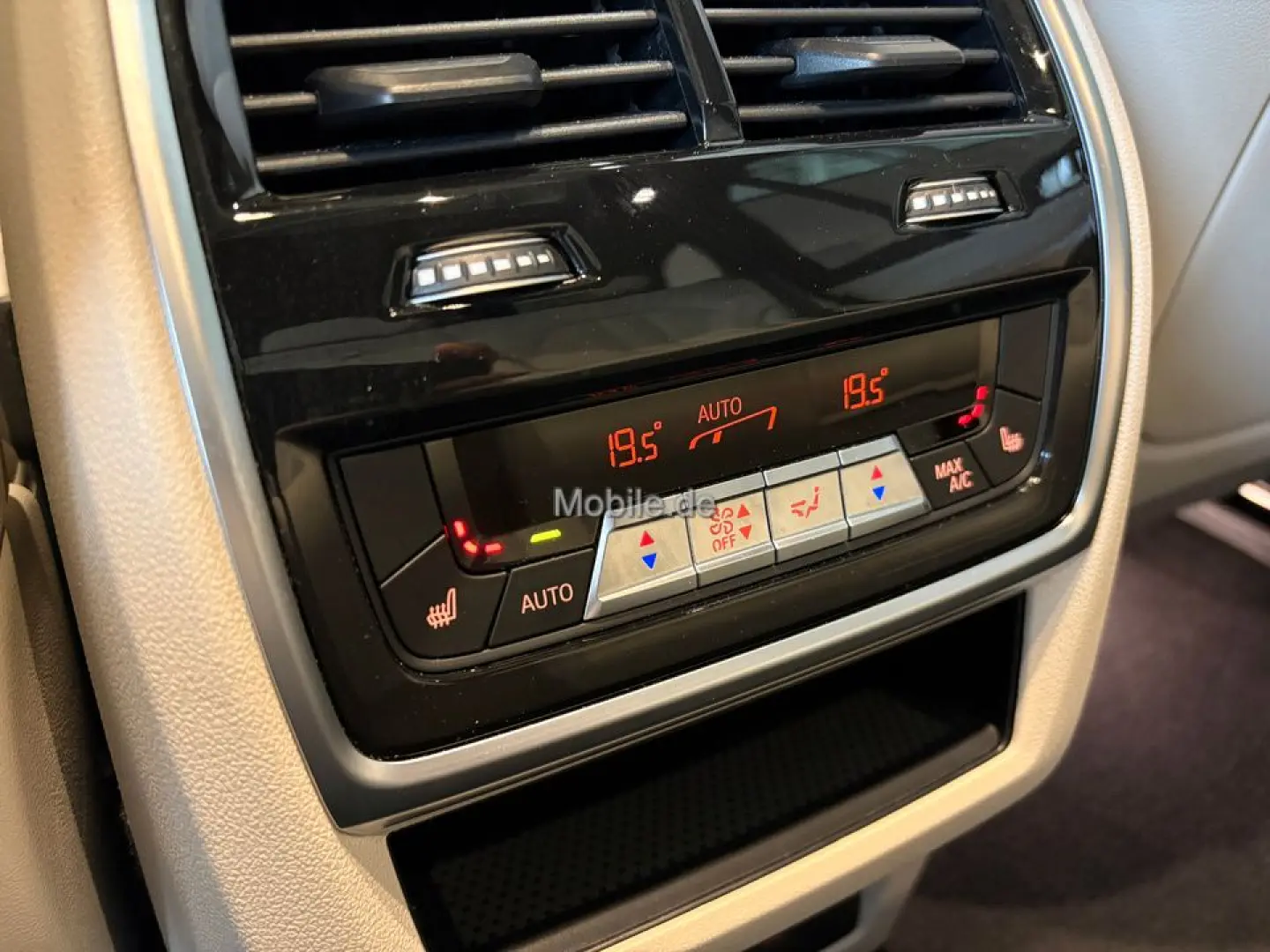 X5 xDrive30d M-Sport Pro AHK Iconic glow Soft-Co