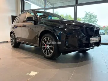 X5 xDrive30d M-Sport Pro AHK Iconic glow Soft-Co