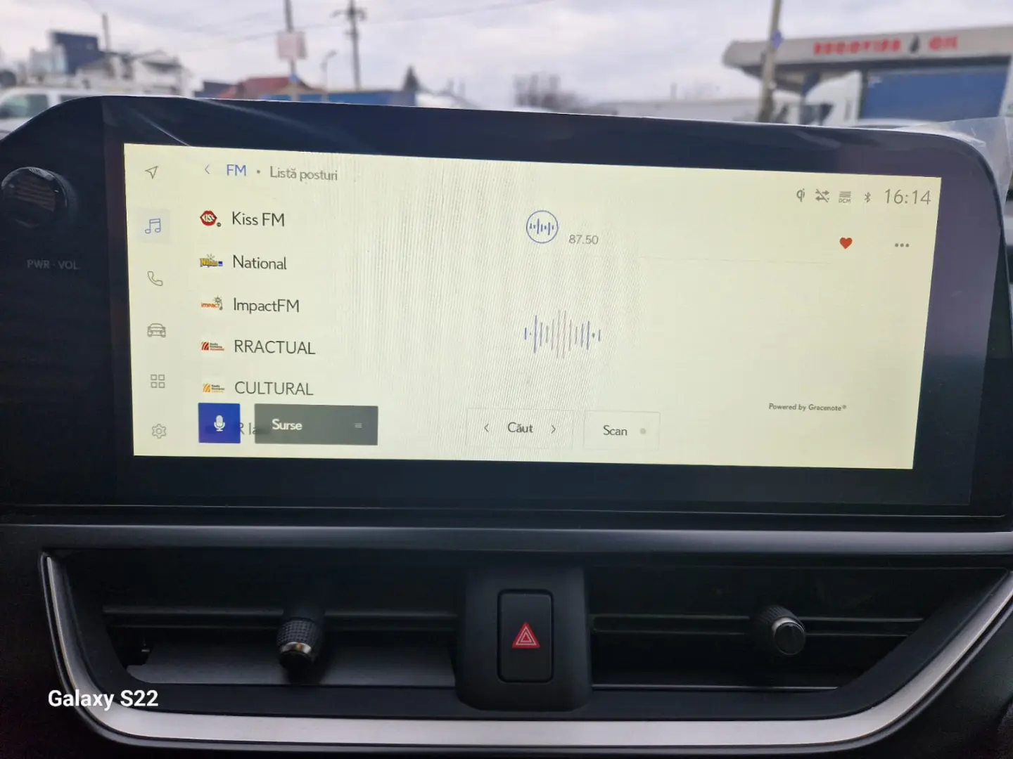 Lexus UX 250h 2.0L HEV 20H- (178 HP) 4X4 CVT Executive