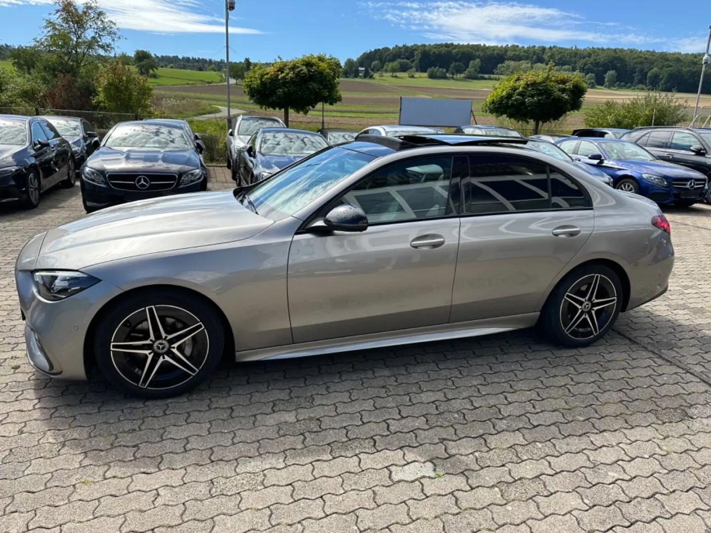 C 200 d LIM AMG PANO AMBI LED MEM KAM NIGHT LEDE
