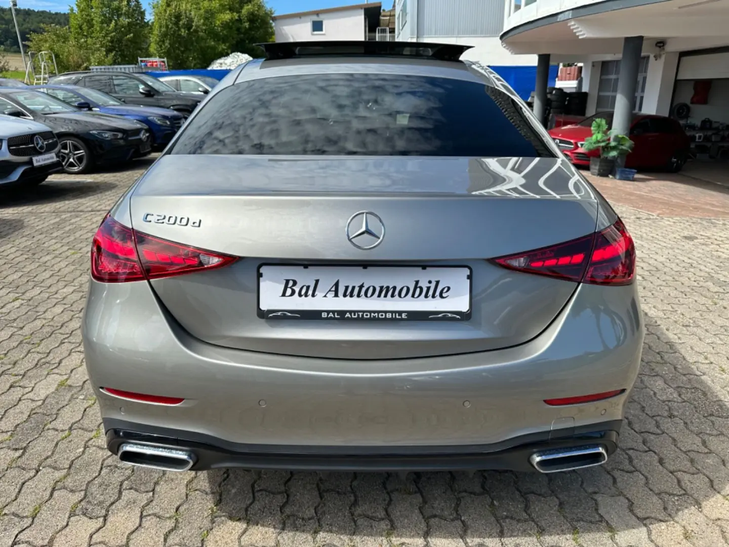 C 200 d LIM AMG PANO AMBI LED MEM KAM NIGHT LEDE