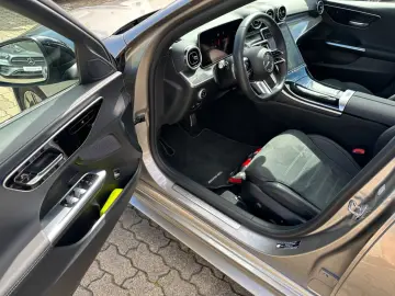 C 200 d LIM AMG PANO AMBI LED MEM KAM NIGHT LEDE