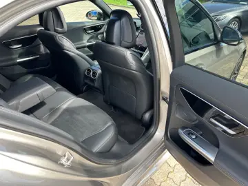 C 200 d LIM AMG PANO AMBI LED MEM KAM NIGHT LEDE