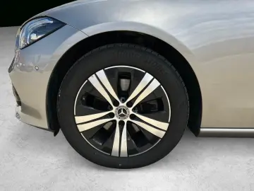 C 220 d Pano ACC ParkAss. LED SpurH Sport LM