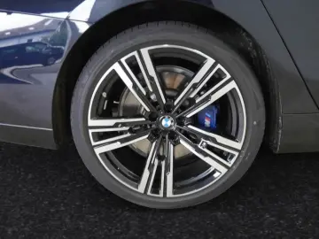 740d xDrive M Sport|SkyLounge