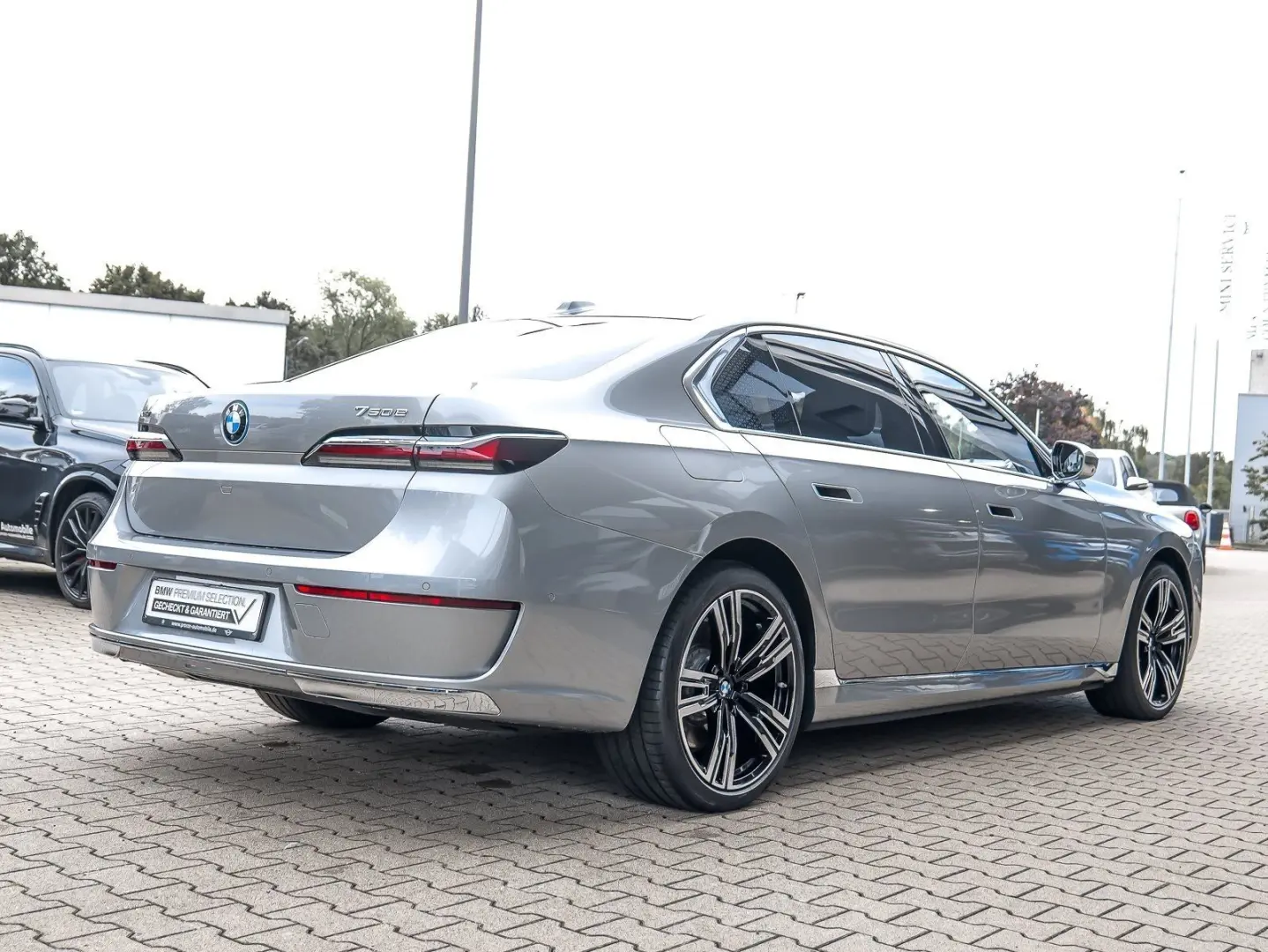 750e xDrive HUD PANO ACC 360°KAM RFK NAVI LED