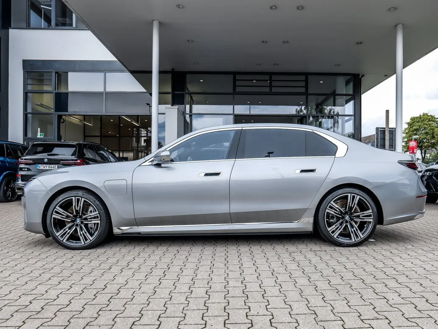 750e xDrive HUD PANO ACC 360°KAM RFK NAVI LED