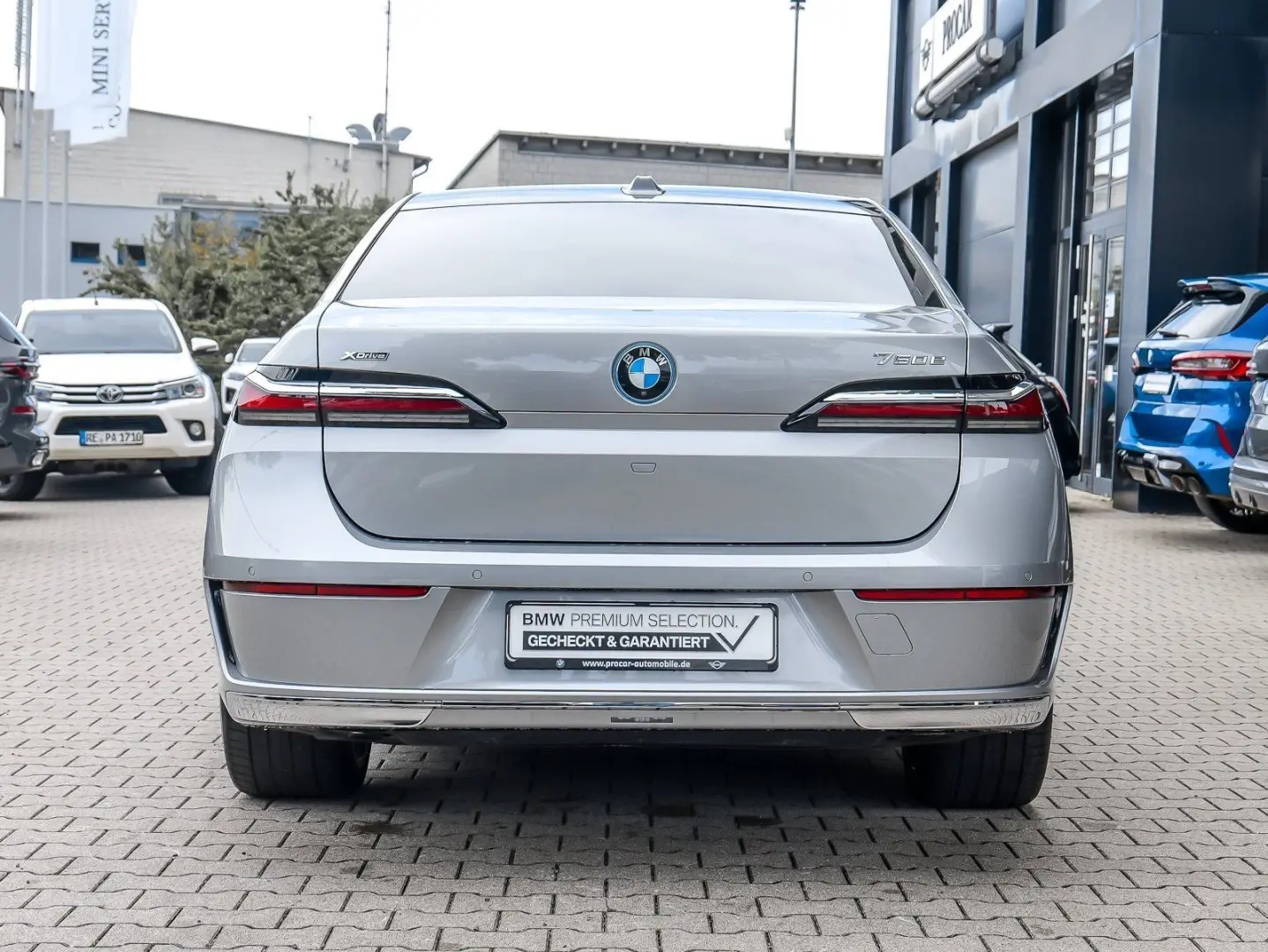 750e xDrive HUD PANO ACC 360°KAM RFK NAVI LED