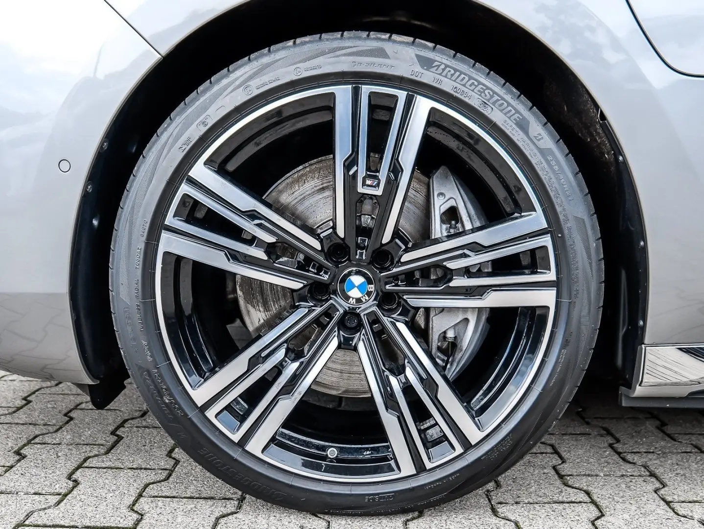 750e xDrive HUD PANO ACC 360°KAM RFK NAVI LED