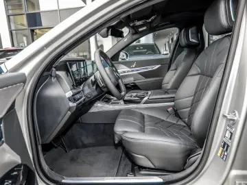 750e xDrive HUD PANO ACC 360°KAM RFK NAVI LED