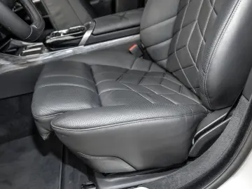 750e xDrive HUD PANO ACC 360°KAM RFK NAVI LED