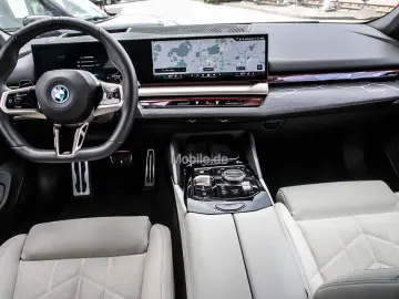 550e xDrive M Sportpaket Pano