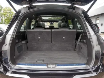 GLS 580 4M // BURM AMG SPUR DISTR AIRMATIC PANO