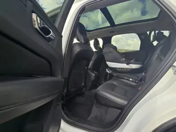 Volvo XC60 Momentum AWD