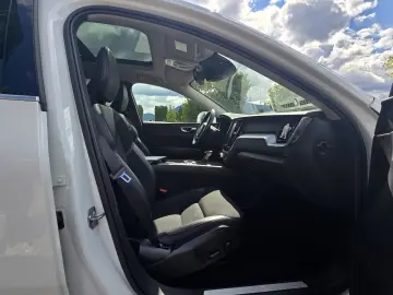 Volvo XC60 Momentum AWD