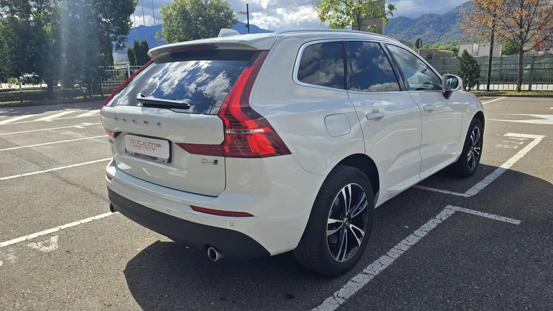 Volvo XC60 Momentum AWD