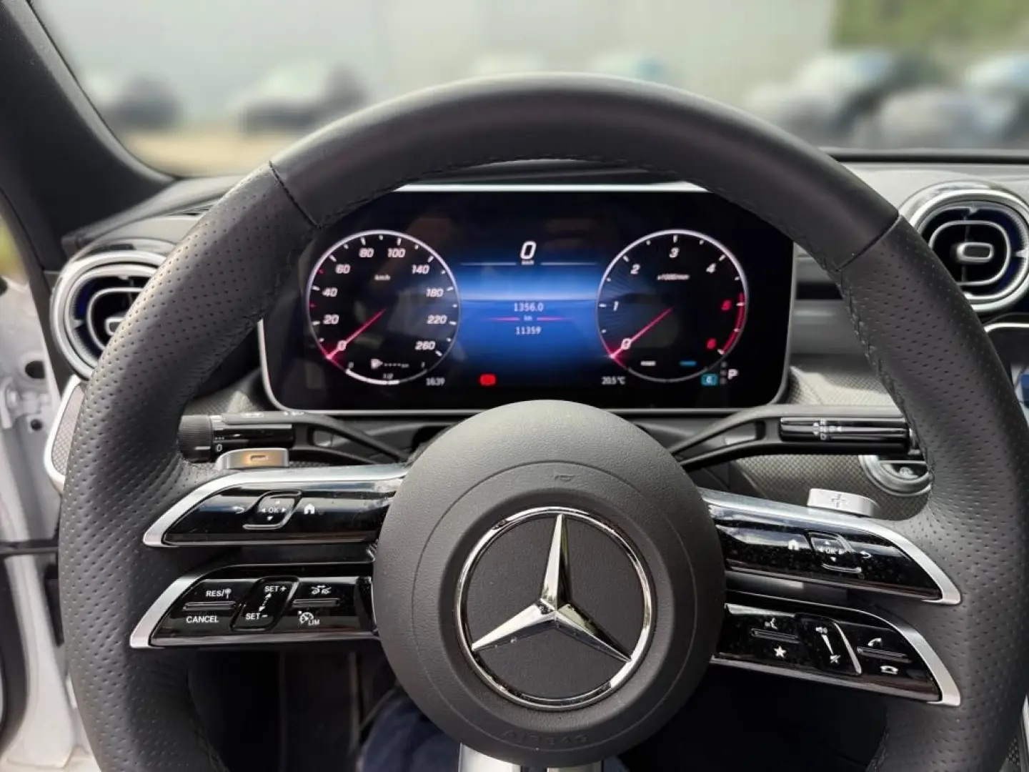 C 300 d +AMG+NIGHT+PANO+HUD+AHKL+360°+HANDSFREE