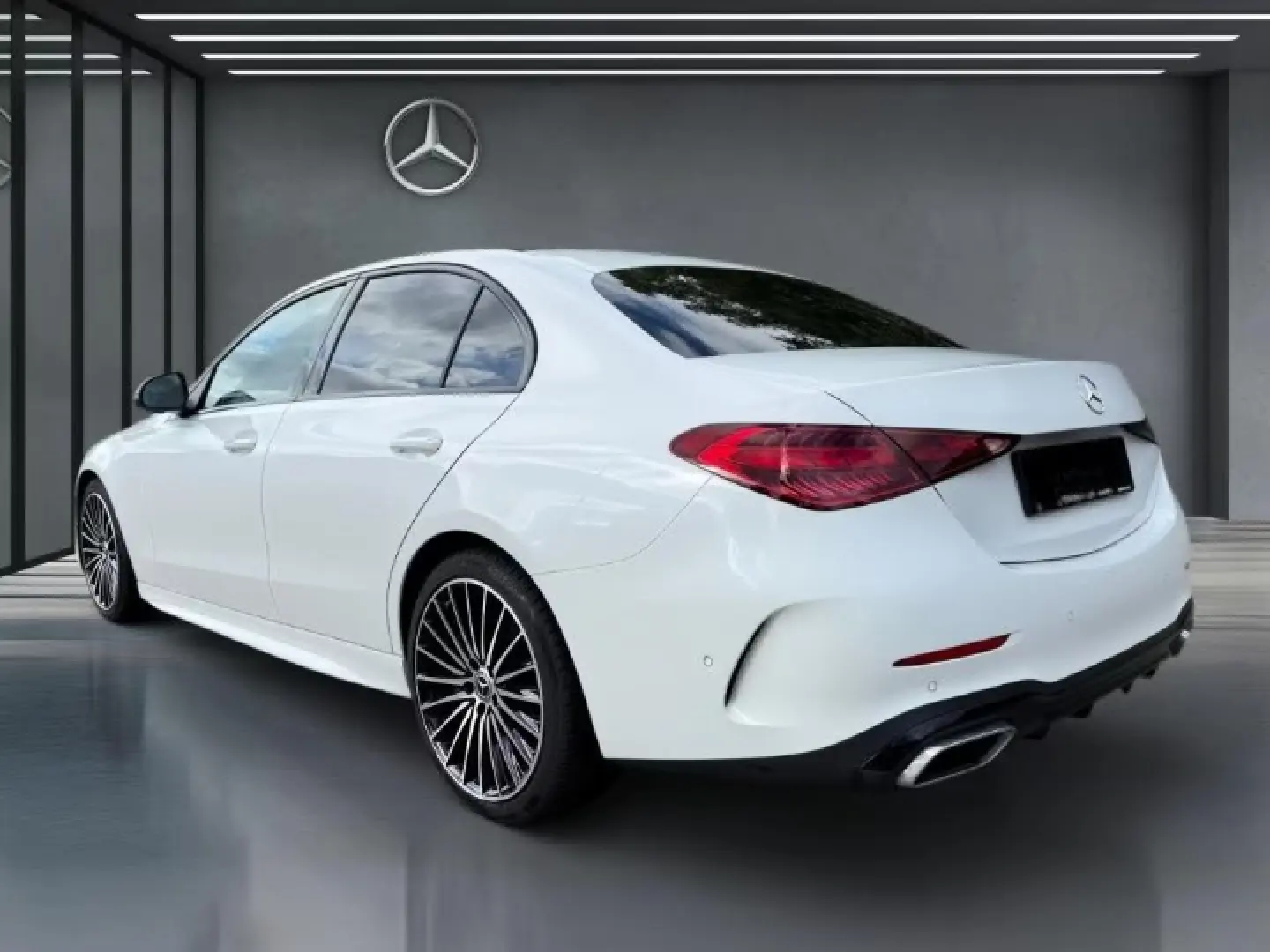 C 300 d +AMG+NIGHT+PANO+HUD+AHKL+360°+HANDSFREE