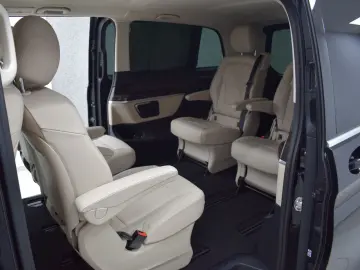 Mercedes-Benz V 250 d 4M Extralang Avantgarde Edition LED