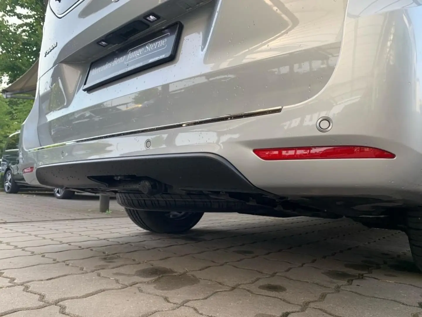 Mercedes-Benz V 300 d 4M AVANTGARDE, LANG - AMG