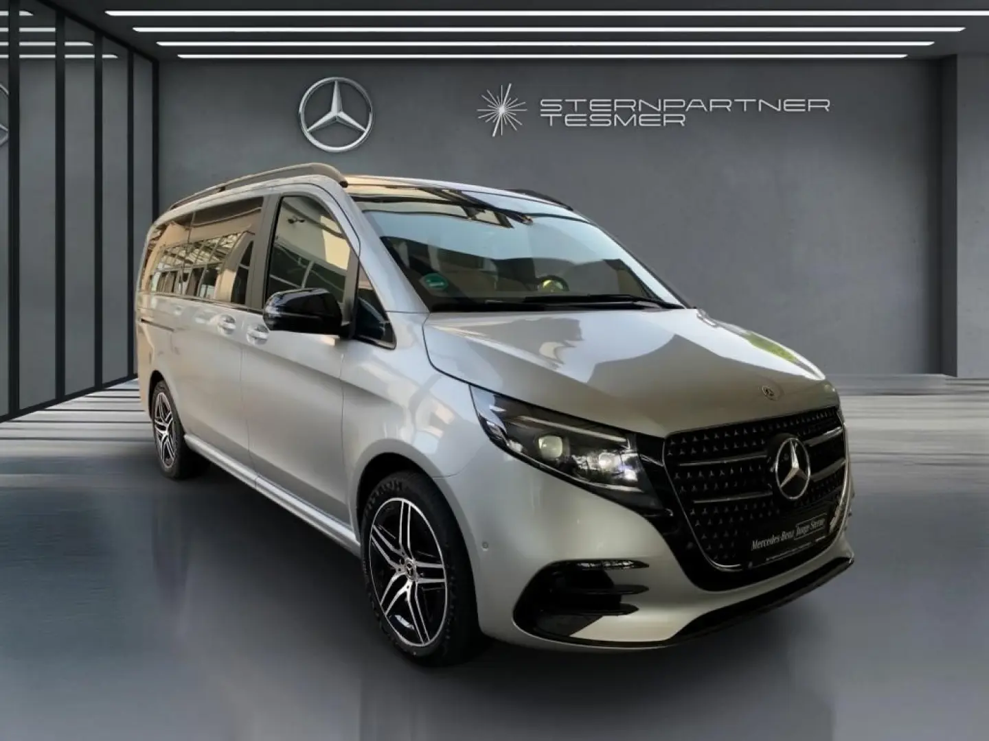 Mercedes-Benz V 300 d 4M AVANTGARDE, LANG - AMG